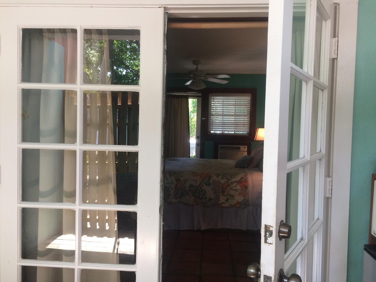 寇特妮之家历史小屋酒店 基韋斯特 外观 照片