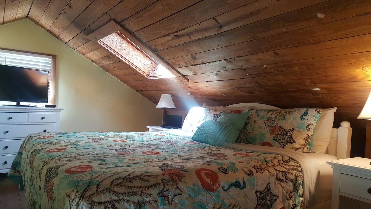 寇特妮之家历史小屋酒店 基韋斯特 外观 照片
