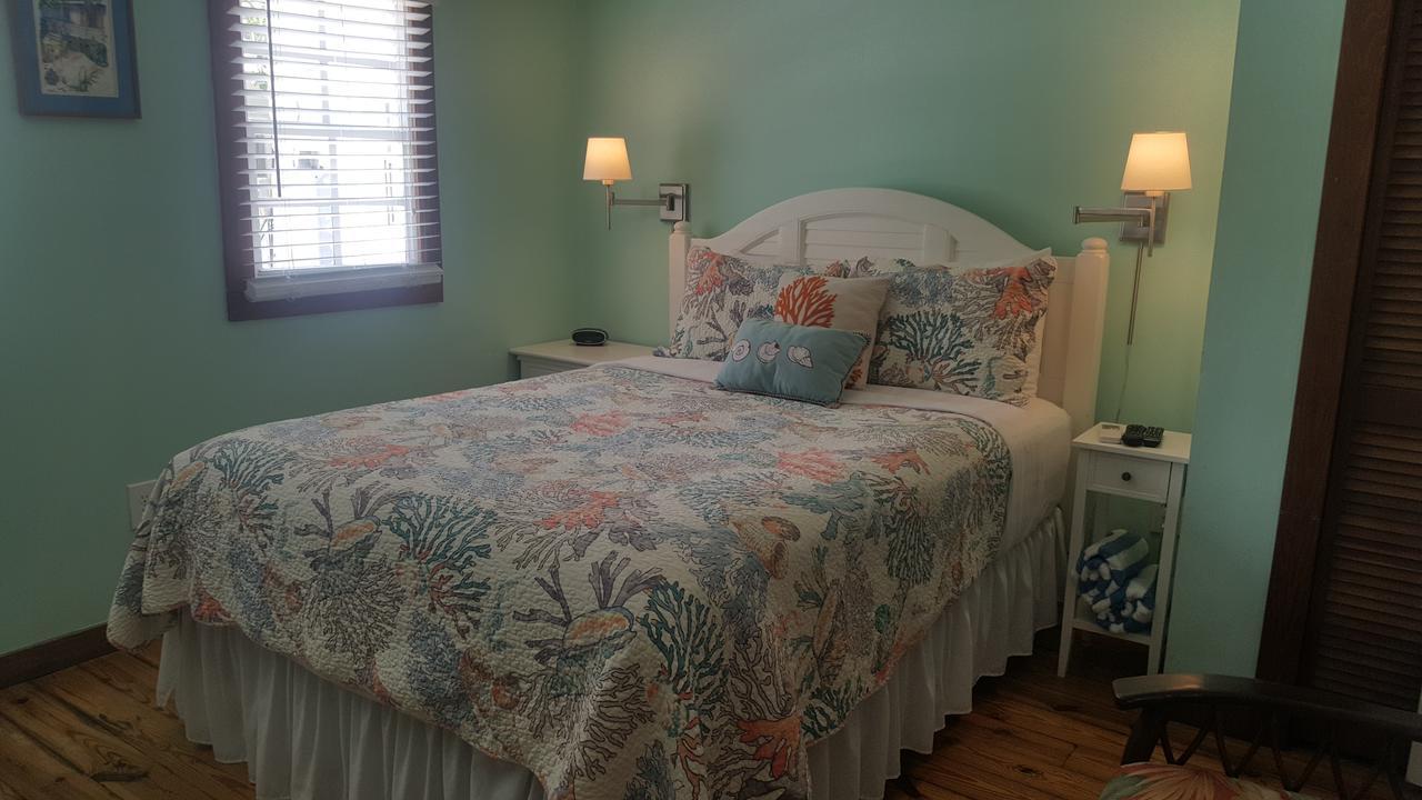寇特妮之家历史小屋酒店 基韋斯特 外观 照片