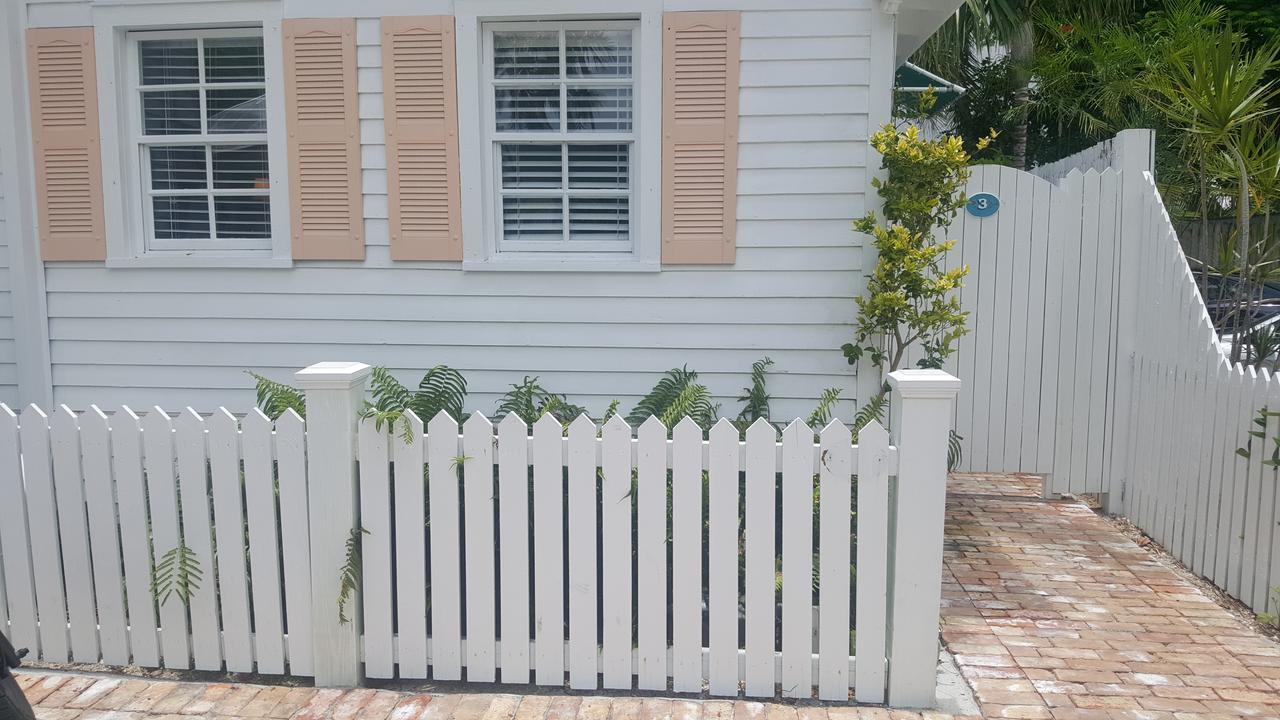寇特妮之家历史小屋酒店 基韋斯特 外观 照片